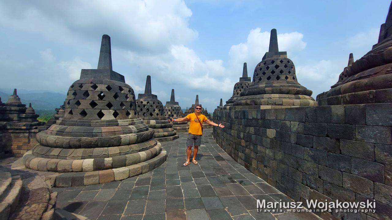 Borobudur buddyjska świątynia Jawa Indonezja