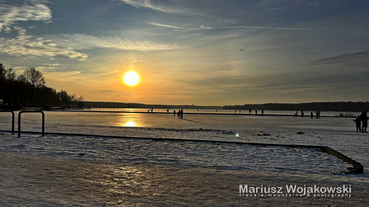 Niedzielna ślizgawka i zamarznięte Paprocany